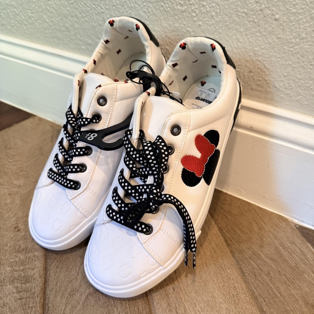 Disney Minnie Mouse Shoes Womens Size 8.5 White Ground Up Low Top WNMM24GU023